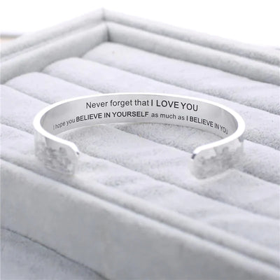 "Never Forget that I LOVE YOU" Bracelet