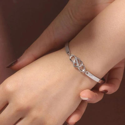Infinity Bracelet - A Timeless Expression of Love